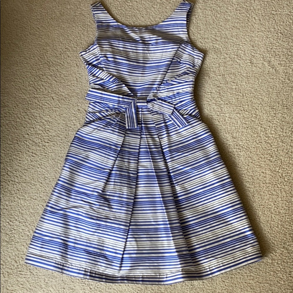 Bow and front pocket silk dress